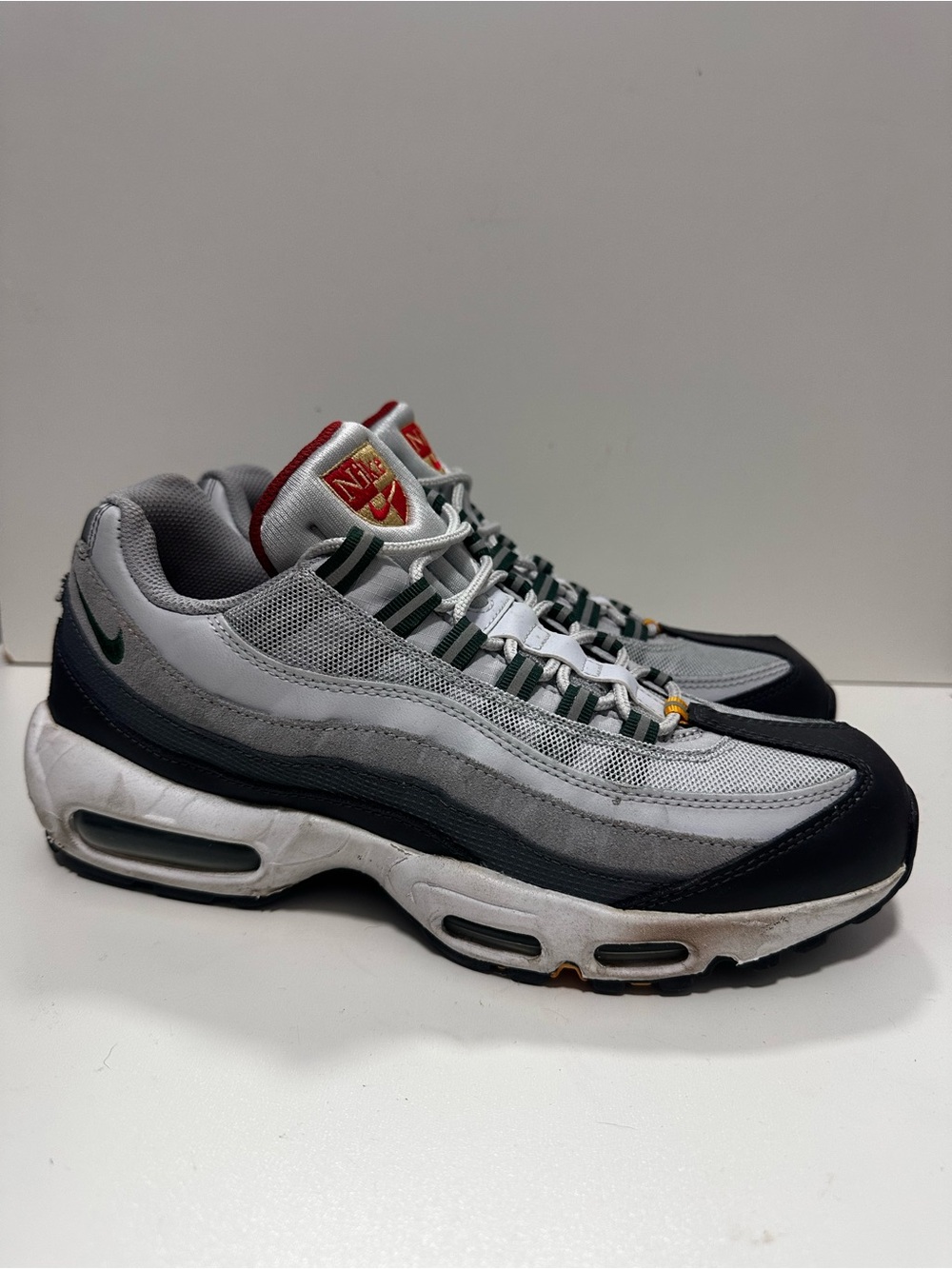 Nike Air Max 95
Pure Platinum Gorge Green
